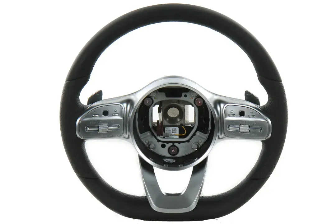 a0004608402 99 9e38   steering wheel1